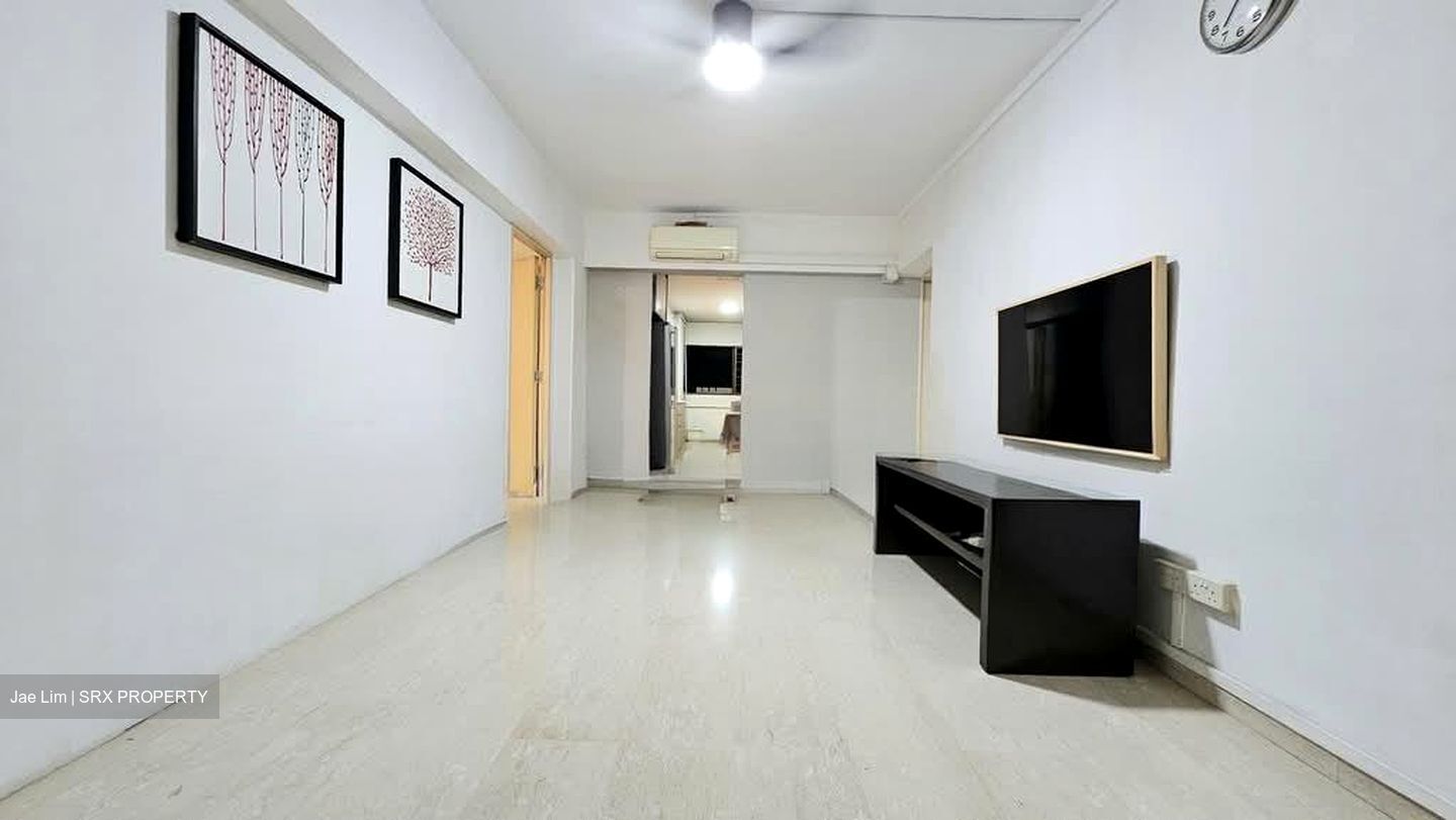 Blk 138 Tampines Street 11 (Tampines), HDB Executive #557789601